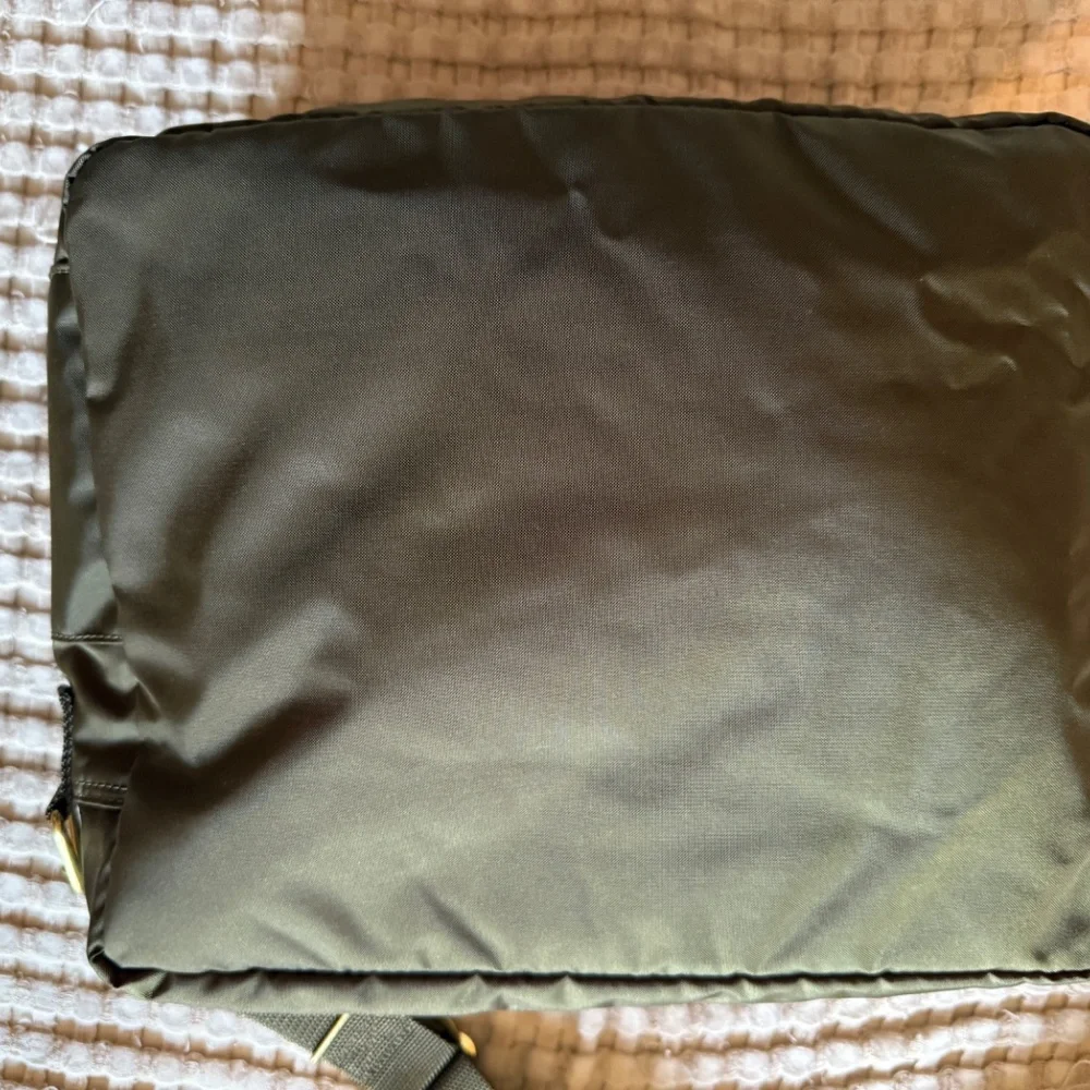 Porter-Yoshida & Co Khaki Cargo Nylon Crossbody Bag - Excellent - Picture 3 of 15